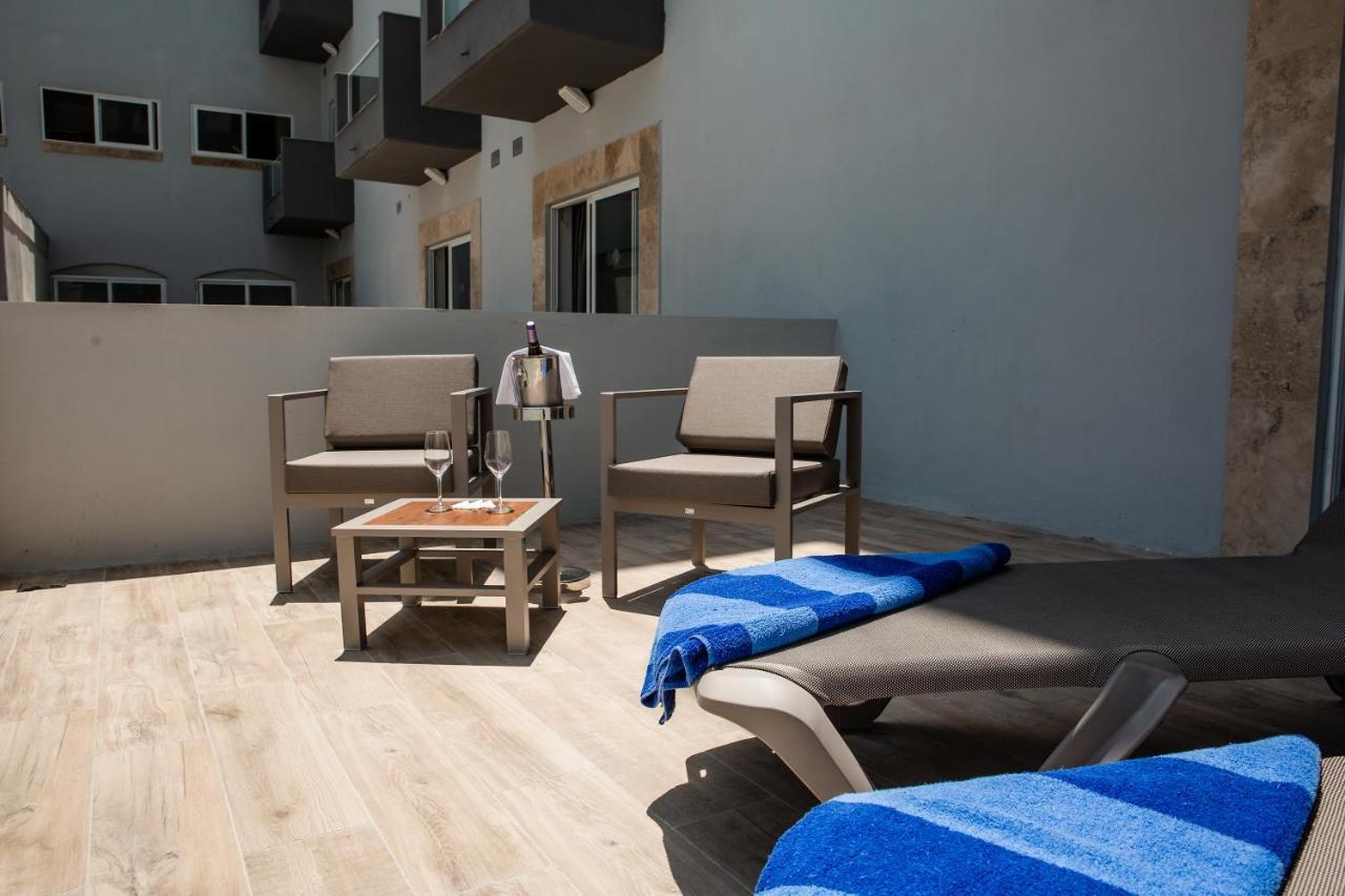Pebbles Resort (Adults Only) St. Paul's Bay Exterior photo